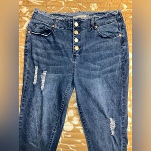 Celebrity Ace skinny distressed jeans‎